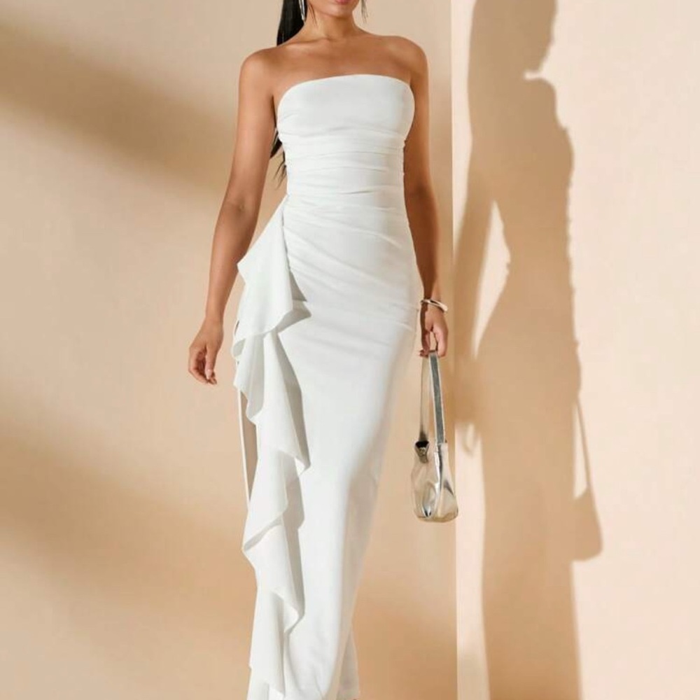 Strapless white dress with leg slit - Picture 6 of 7